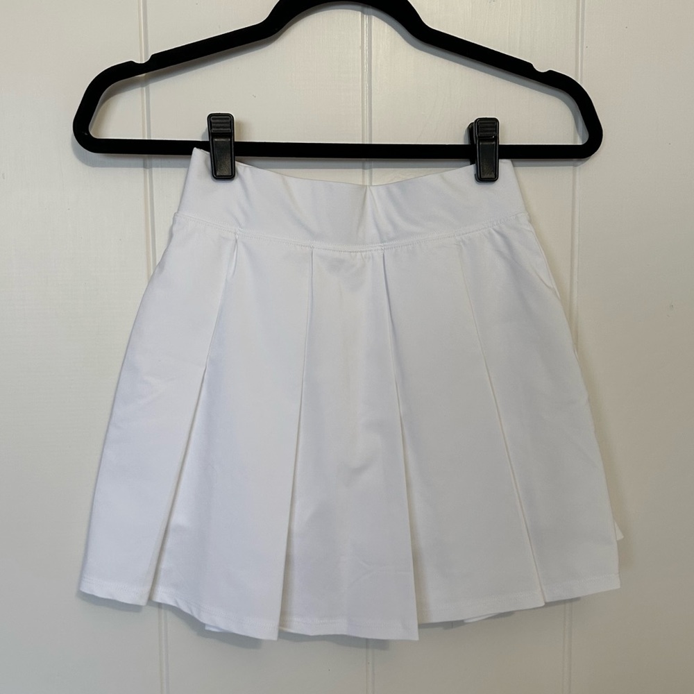 Abercrombie pleated traveler skort